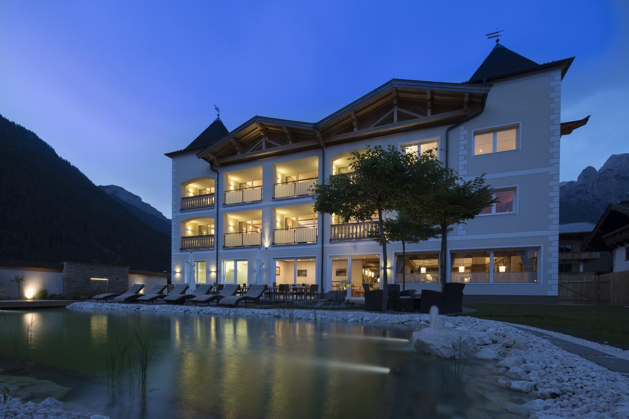 Hotel & Appartements Heigenhauser Waidring Exterior photo