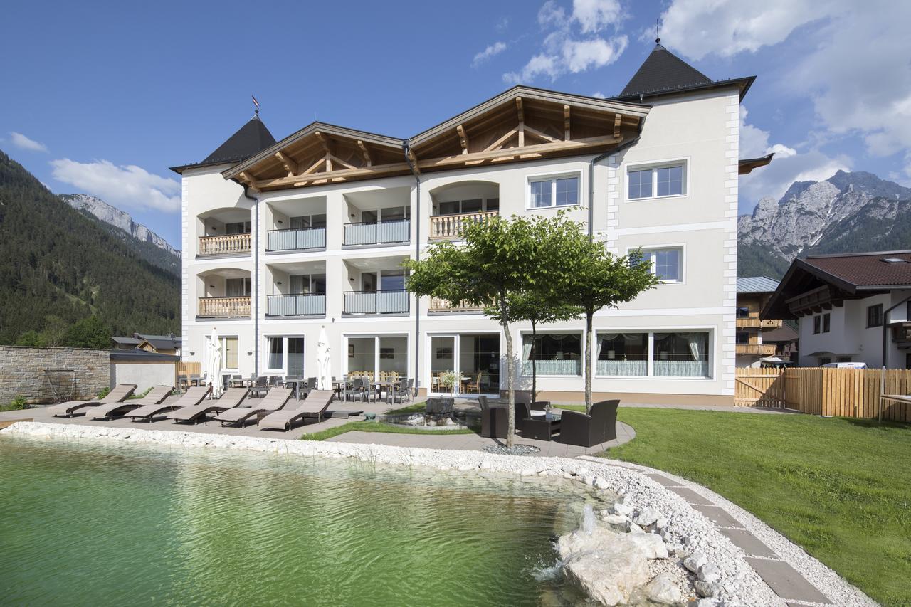 Hotel & Appartements Heigenhauser Waidring Exterior photo